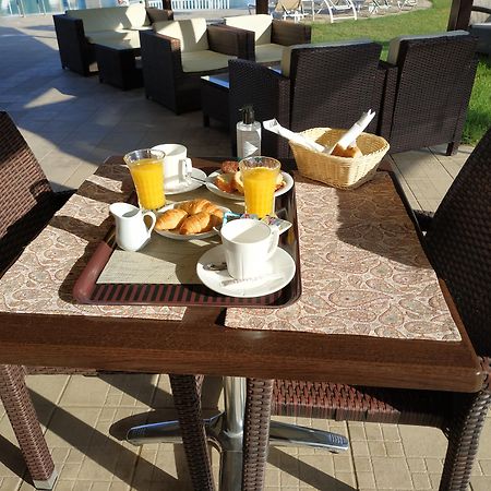 Eleni'S Garden & Castello Suites 阿利卡纳斯 外观 照片