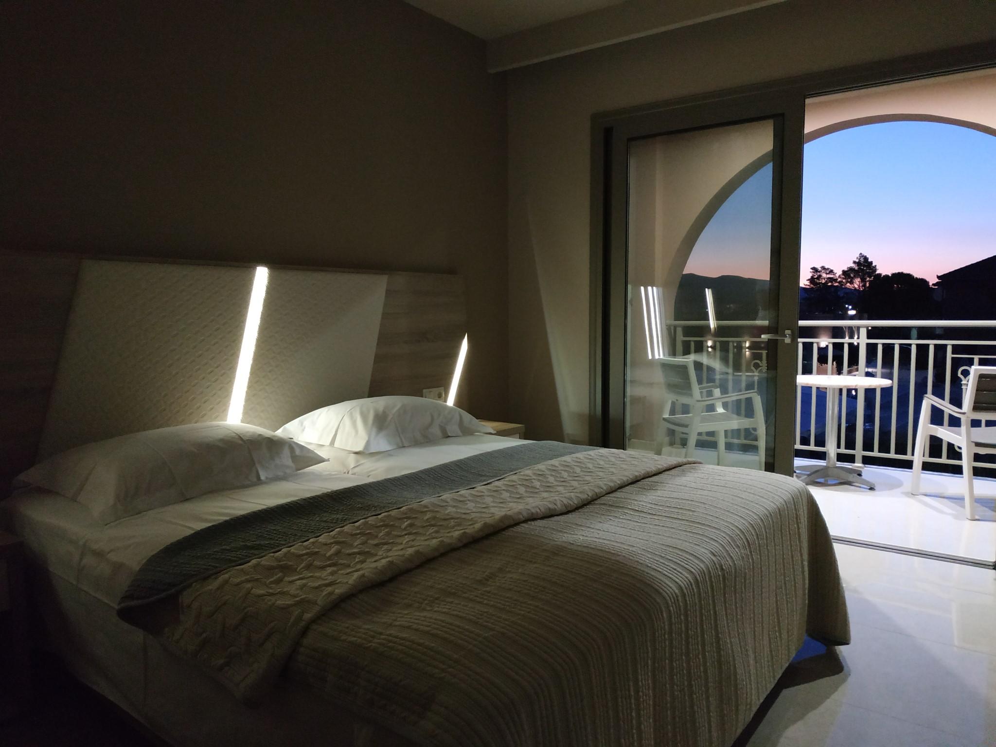 Eleni'S Garden & Castello Suites 阿利卡纳斯 外观 照片