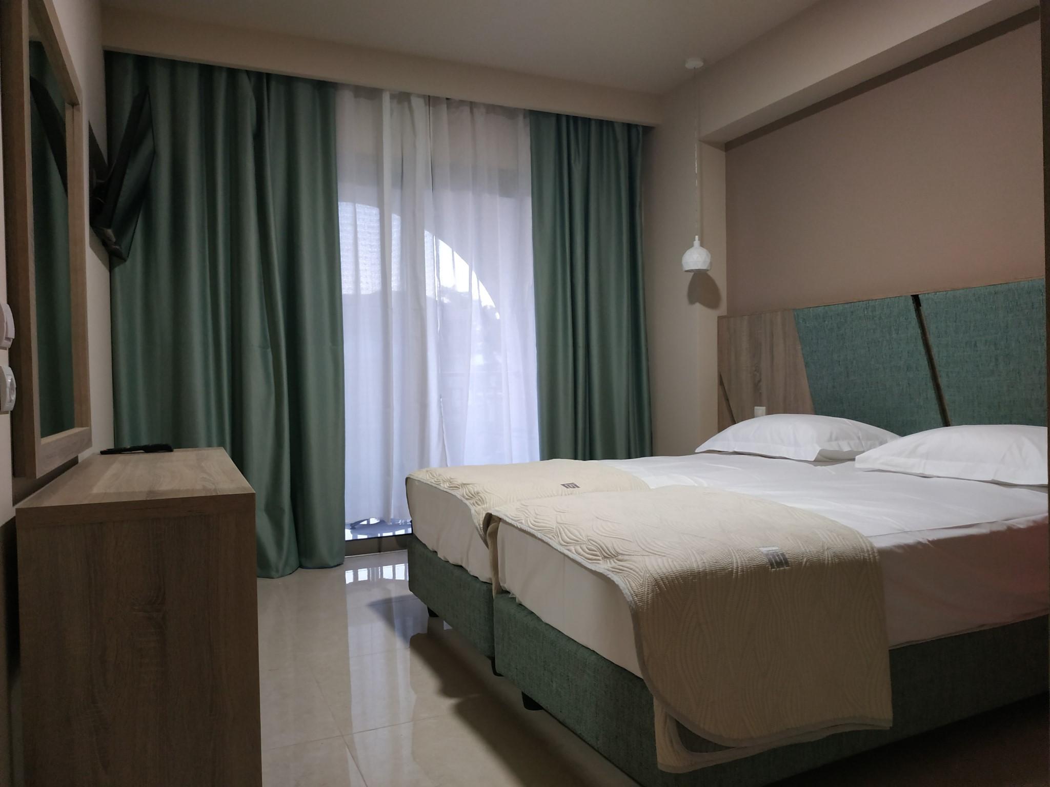 Eleni'S Garden & Castello Suites 阿利卡纳斯 外观 照片