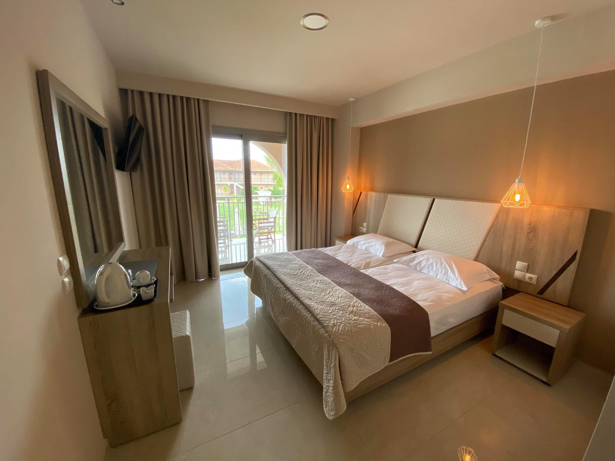 Eleni'S Garden & Castello Suites 阿利卡纳斯 外观 照片