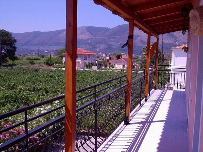 Eleni'S Garden & Castello Suites 阿利卡纳斯 外观 照片
